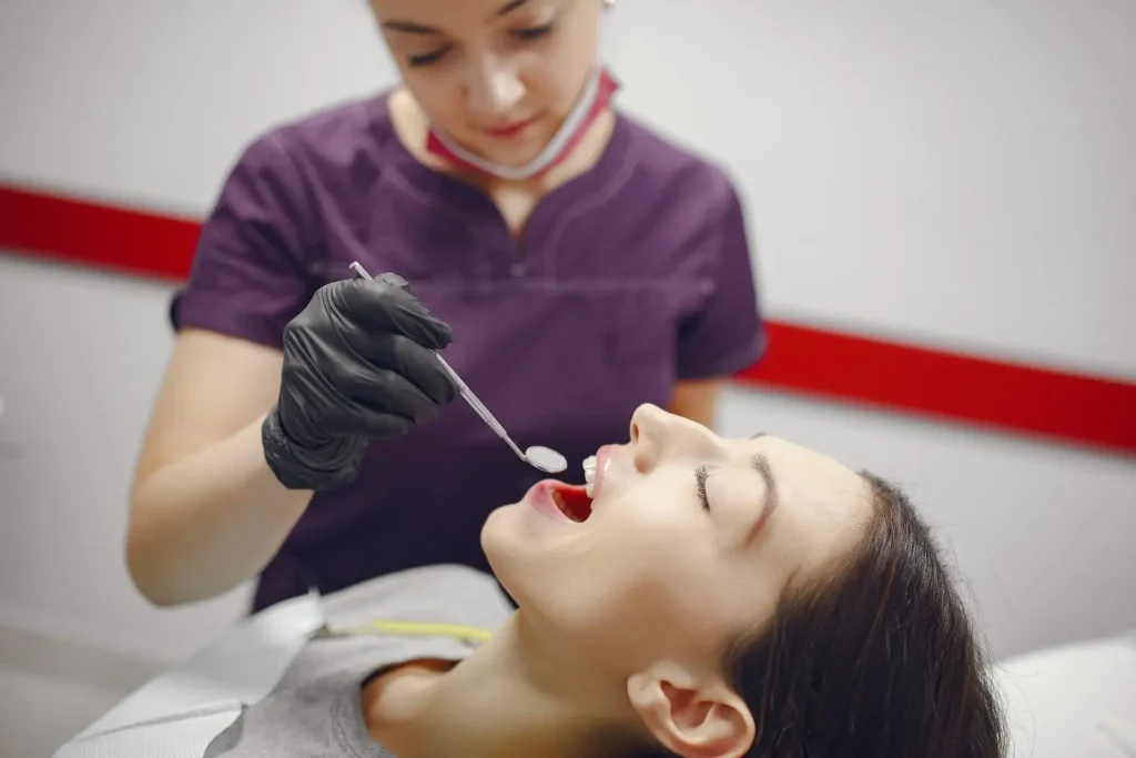 What to expect during a tooth extraction procedure